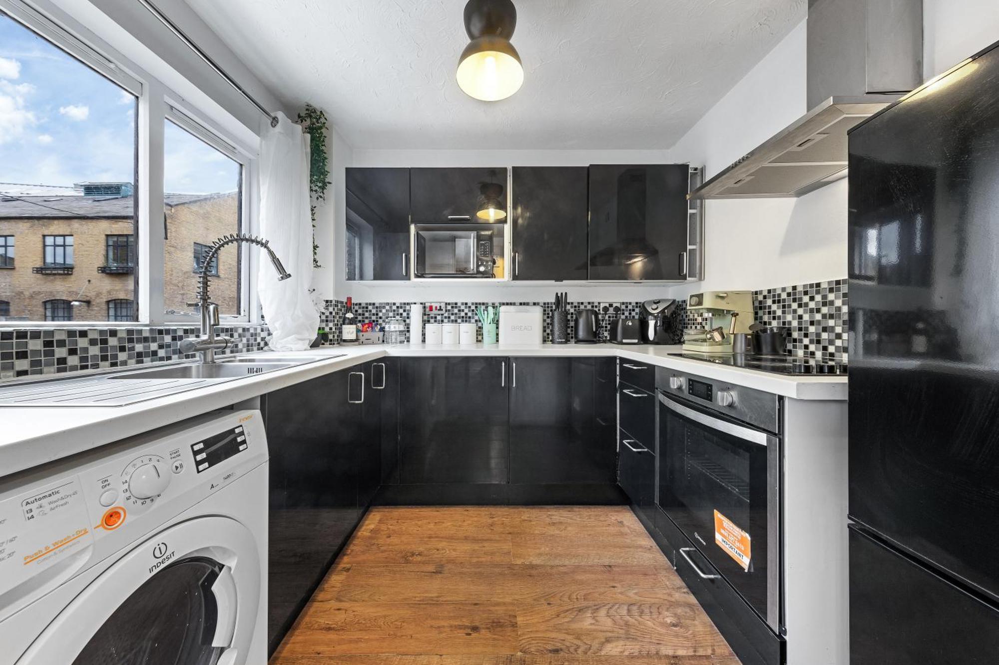 Luxe 2bed, Free Parking And Permit, Great Transport Links